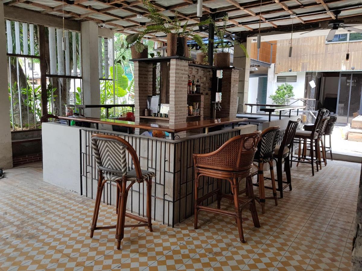 The Flying Fish Hostel Cebu Extérieur photo